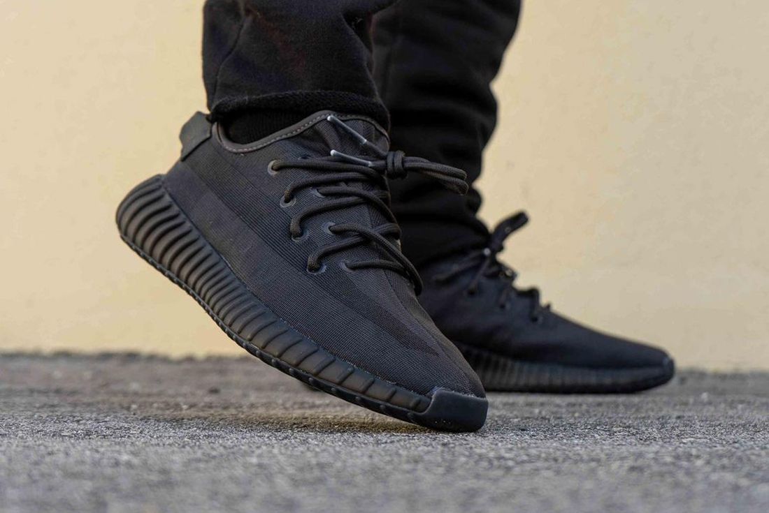 In 2020, the 350 V2 you got depended on where you lived. Mono Cinder, on foot, before release.