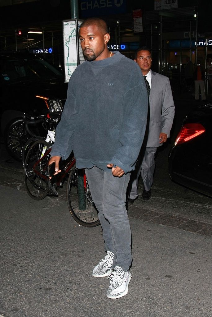 Ye wore the Zebra six months early, and Hypebeast guessed it was a 550. Zebra, Ye full length, New York, after the 2016 VMAs.