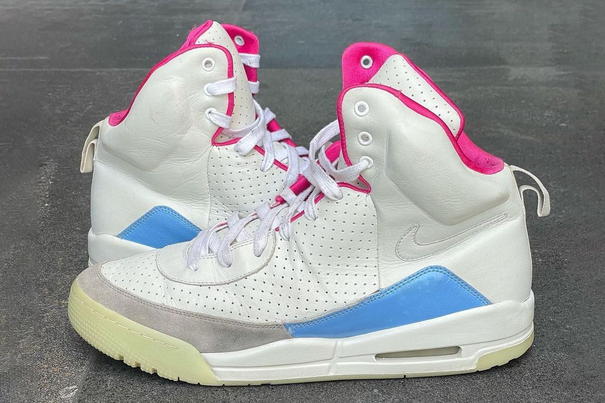 The Air Yeezy sample Sotheby’s sold first still had its factory tag on. The strapless Air Yeezy wear-test sample: white perforated leather, pink lining, sky blue overlay.